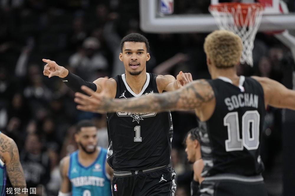 呈现了一场 呈现了一场